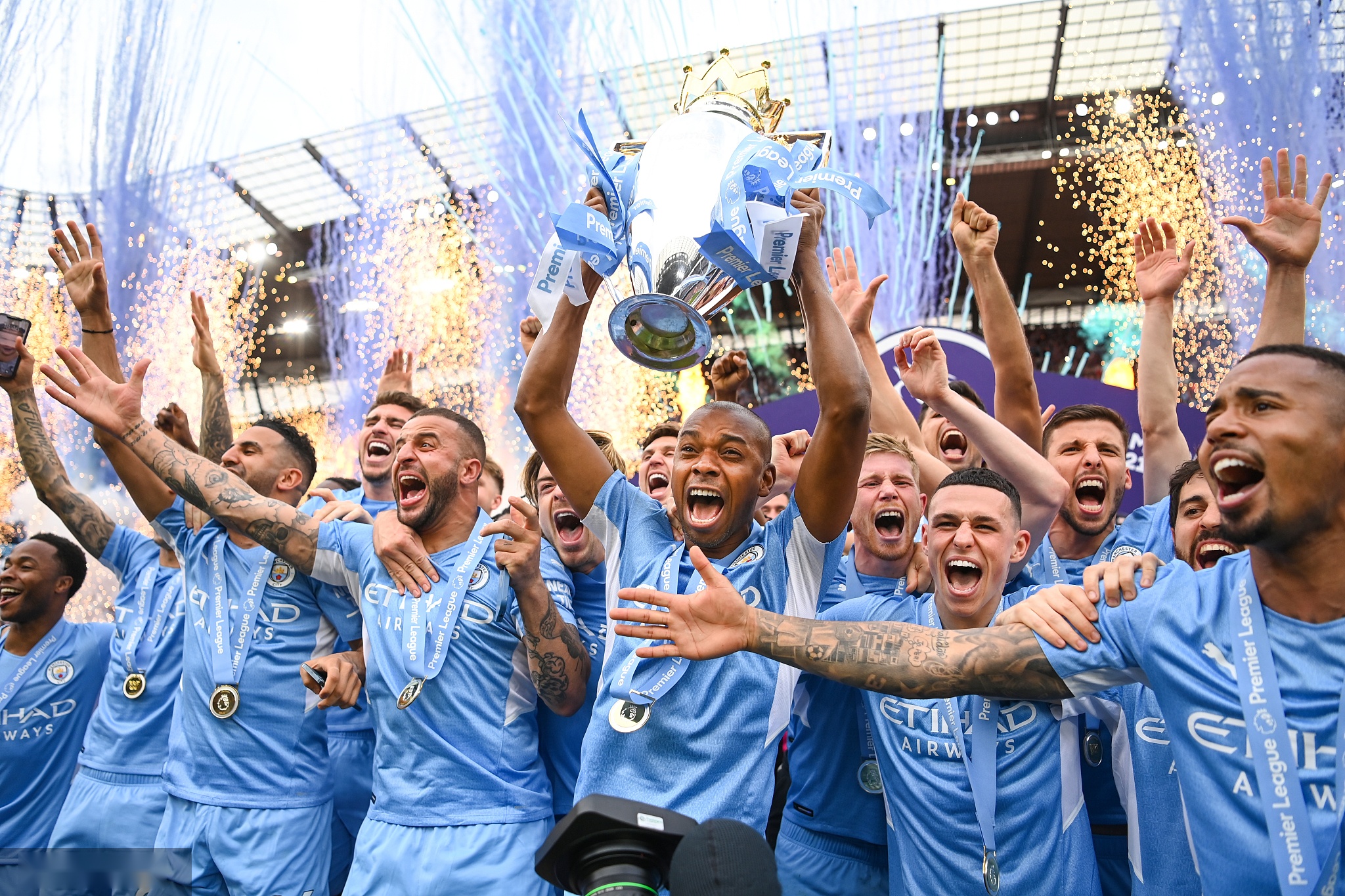 通过不断的 通过不断的